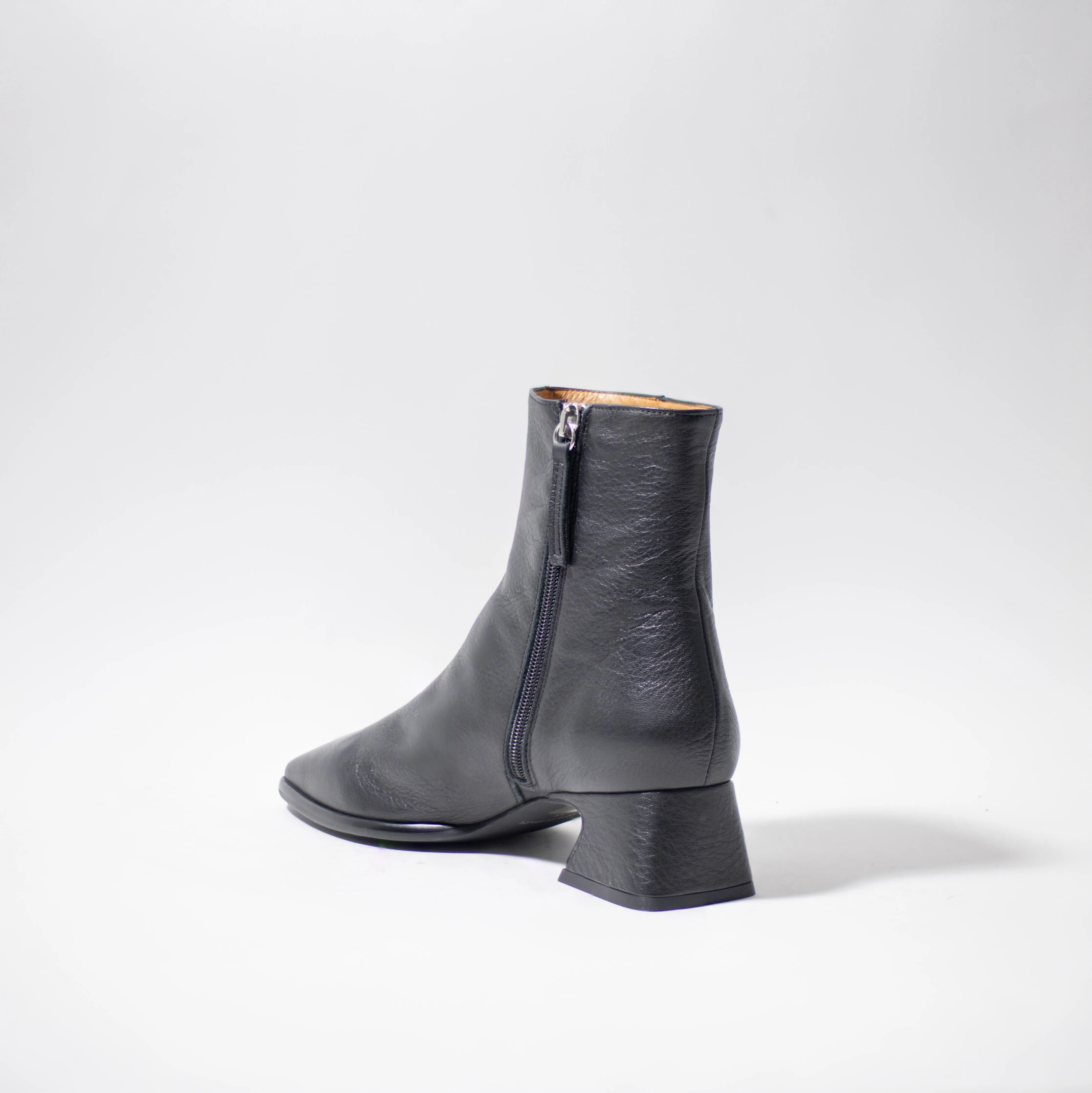 ANGEL ALACRON BLACK LEATHER CREMIA BOOTS