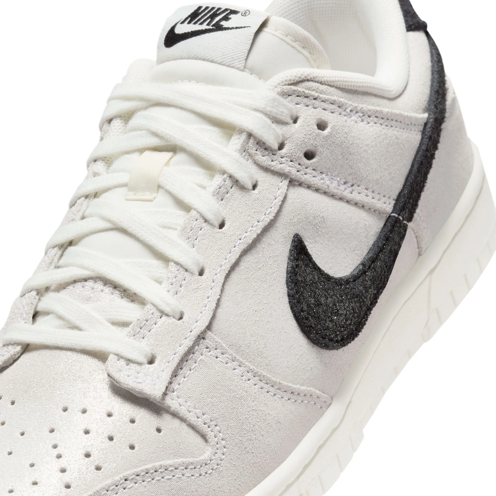 Nike Dunk Low SE WHITE/BLACK-TEAM RED HQ3502-100